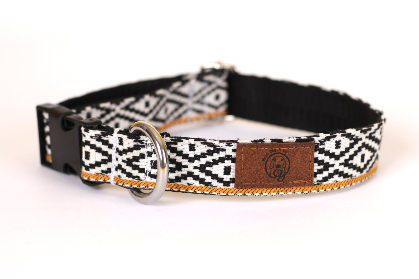 Chocolate Collar