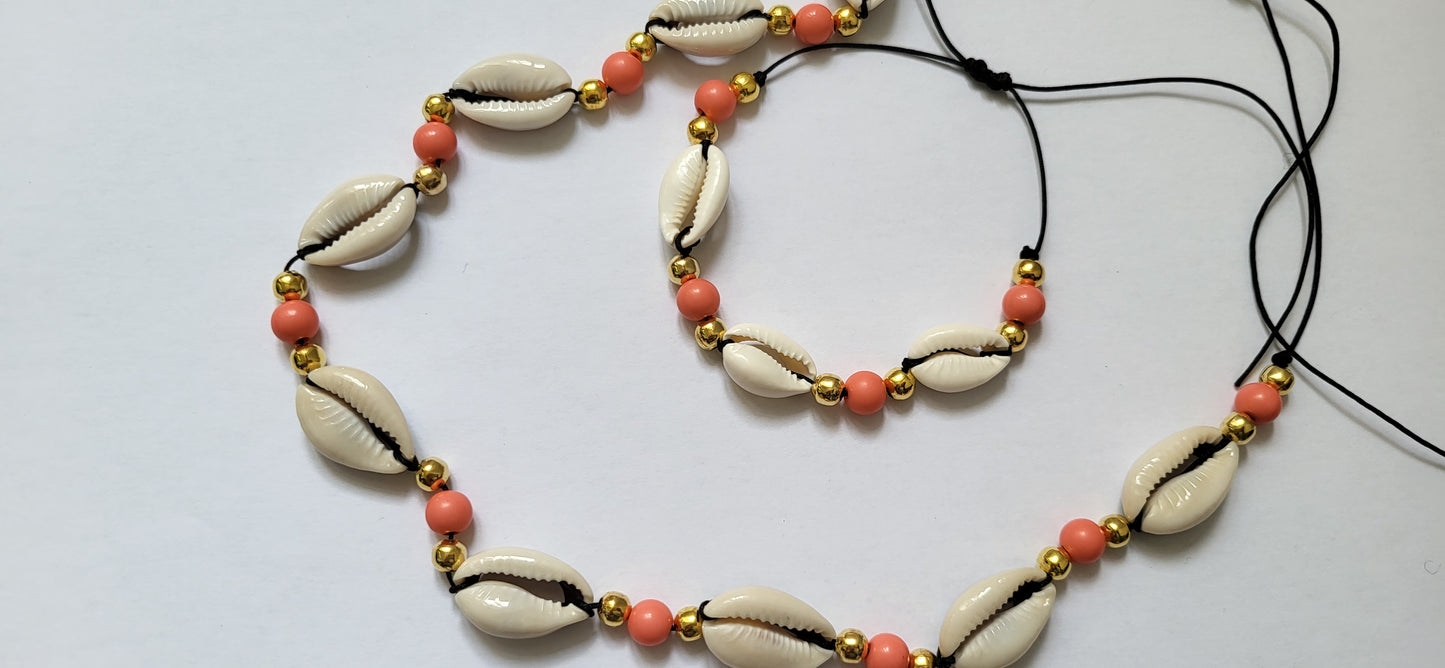 Seashell Collar and matching Bracelet 